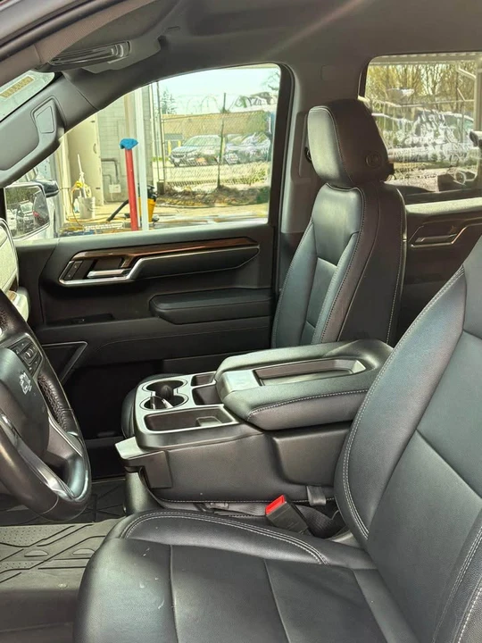 2023 Chevrolet Silverado 4th Gen - Image 8 of 12