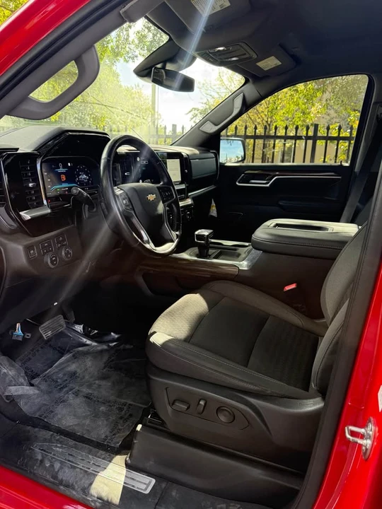 2023 Chevrolet Silverado 4th Gen - Image 6 of 10