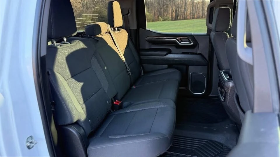 2023 Chevrolet Silverado 4th Gen - Image 18 of 20