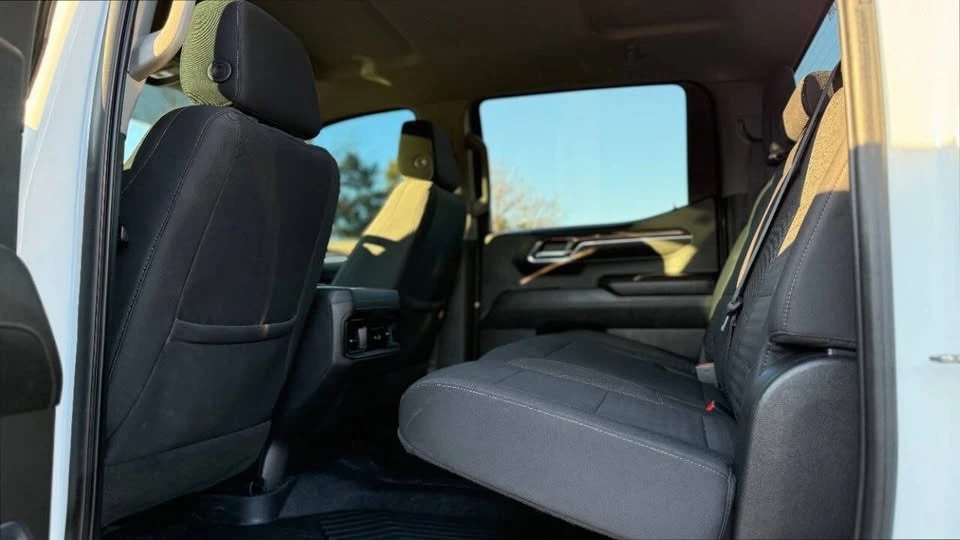 2023 Chevrolet Silverado 4th Gen - Image 17 of 20