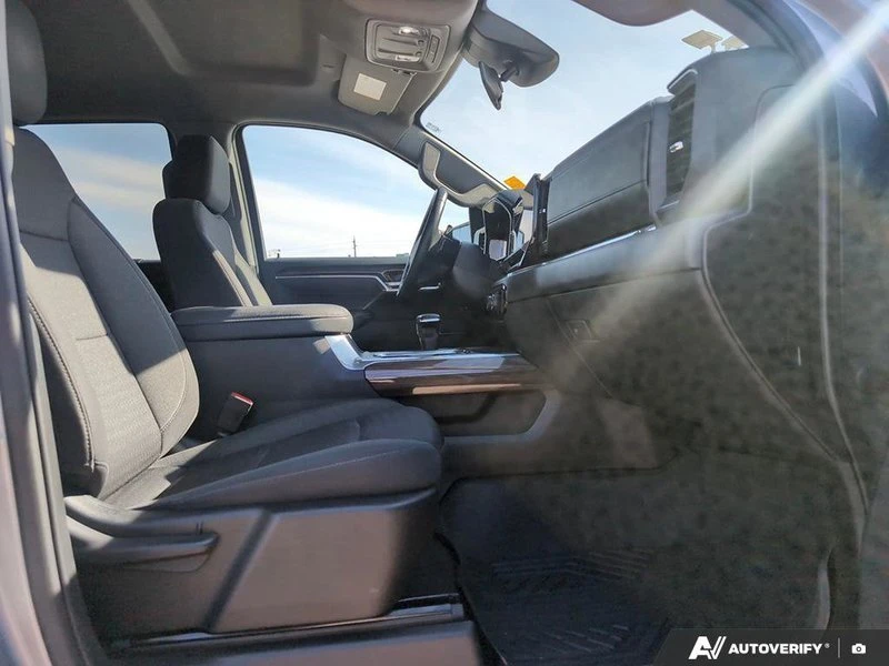 2023 Chevrolet Silverado 4th Gen - Image 17 of 20