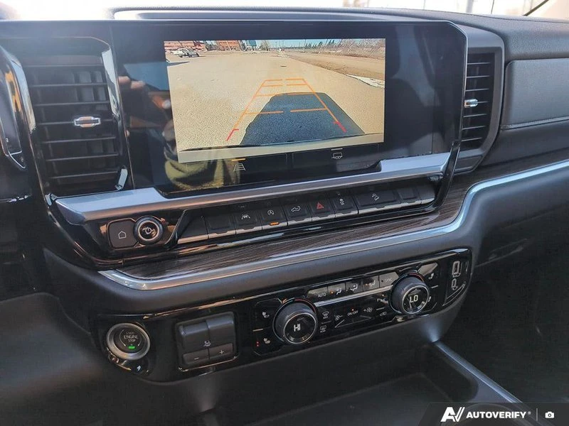 2023 Chevrolet Silverado 4th Gen - Image 15 of 20