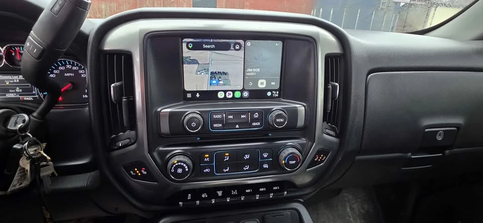 2023 Chevrolet Silverado - Image 10 of 15