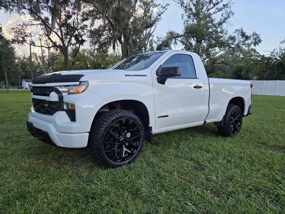 2023 Chevrolet Silverado 4th Gen - Image 2 of 9