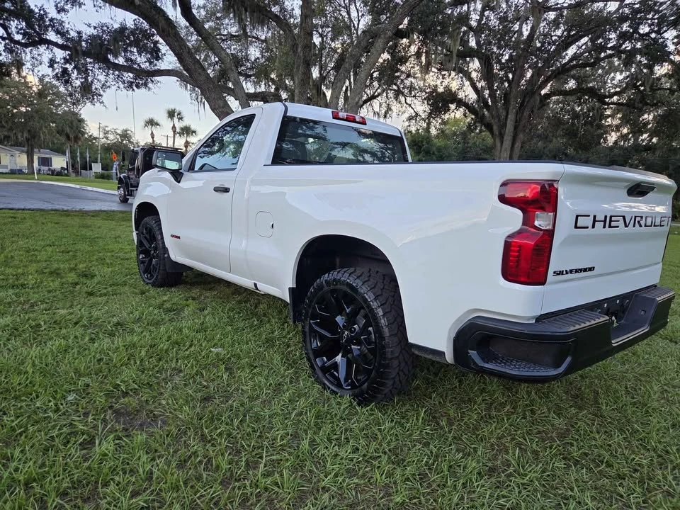 2023 Chevrolet Silverado 4th Gen - Image 4 of 9