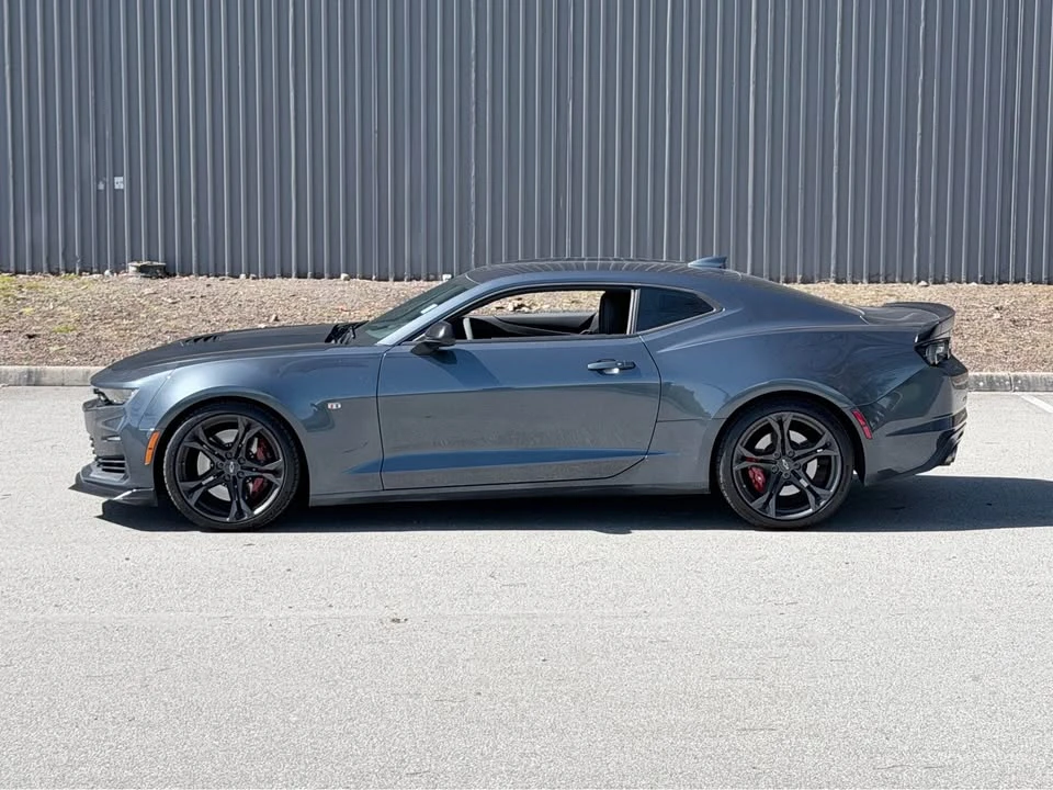 2023 Chevrolet SS - Image 2 of 17