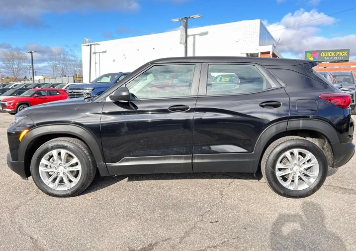 2023 Chevrolet Trailblazer - Image 2 of 8
