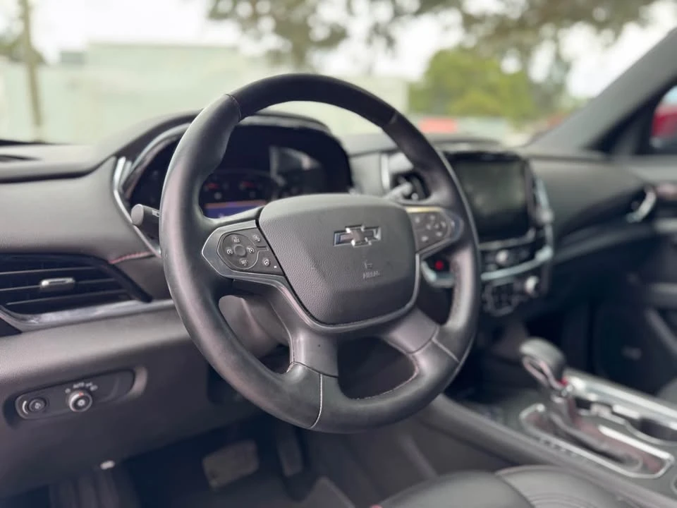 2023 Chevrolet Traverse - Image 6 of 8
