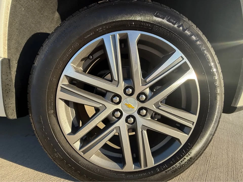 2023 Chevrolet Traverse - Image 3 of 8