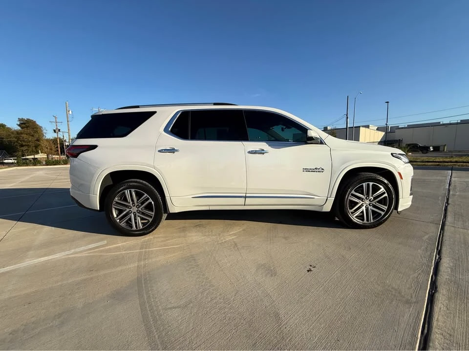 2023 Chevrolet Traverse - Image 8 of 8