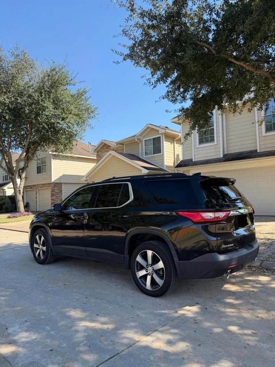 2023 Chevrolet Traverse - Image 7 of 15