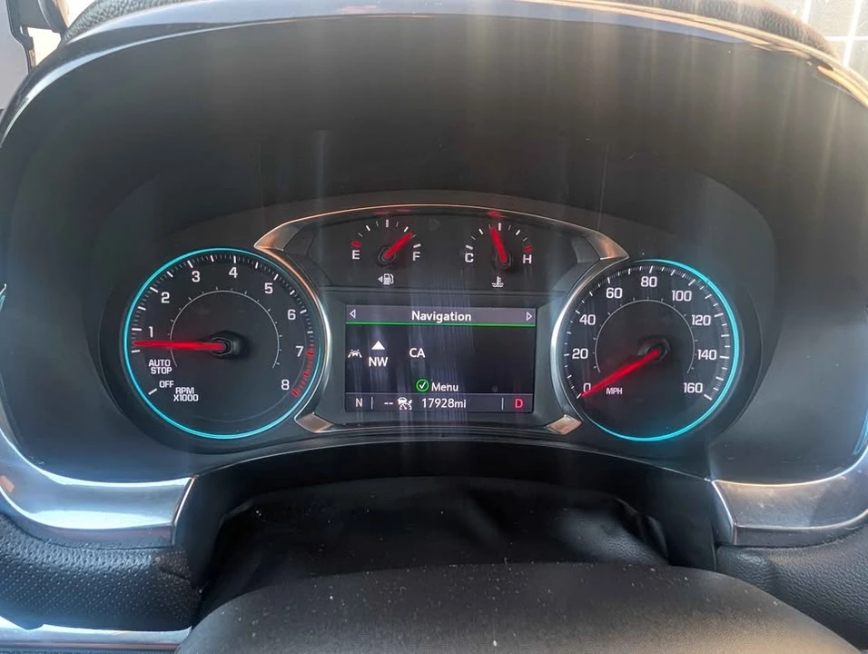 2023 Chevrolet Traverse - Image 16 of 17