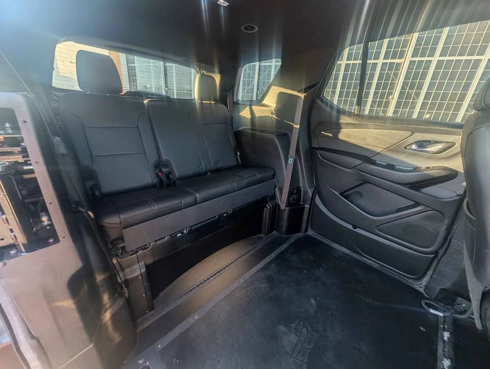 2023 Chevrolet Traverse - Image 11 of 17