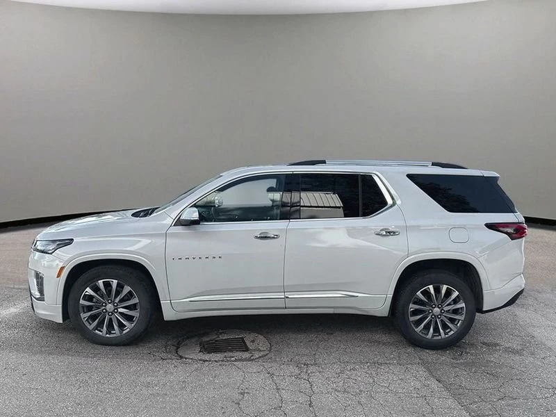 2023 Chevrolet Traverse - Image 2 of 6