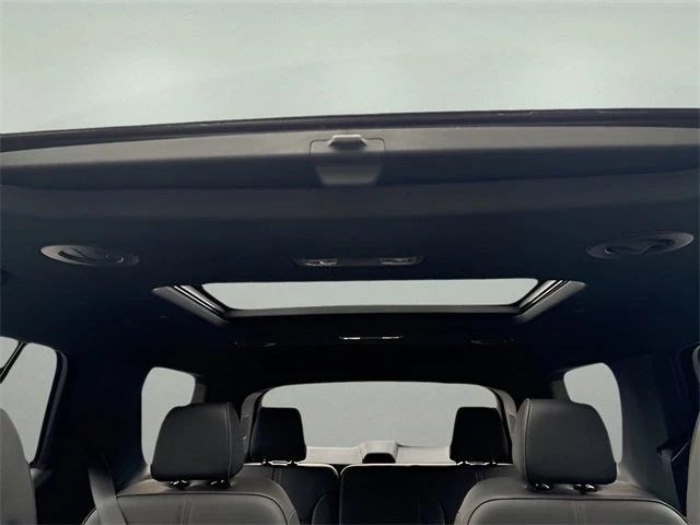 2023 Chevrolet Traverse - Image 14 of 20
