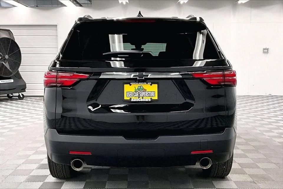 2023 Chevrolet Traverse - Image 5 of 15