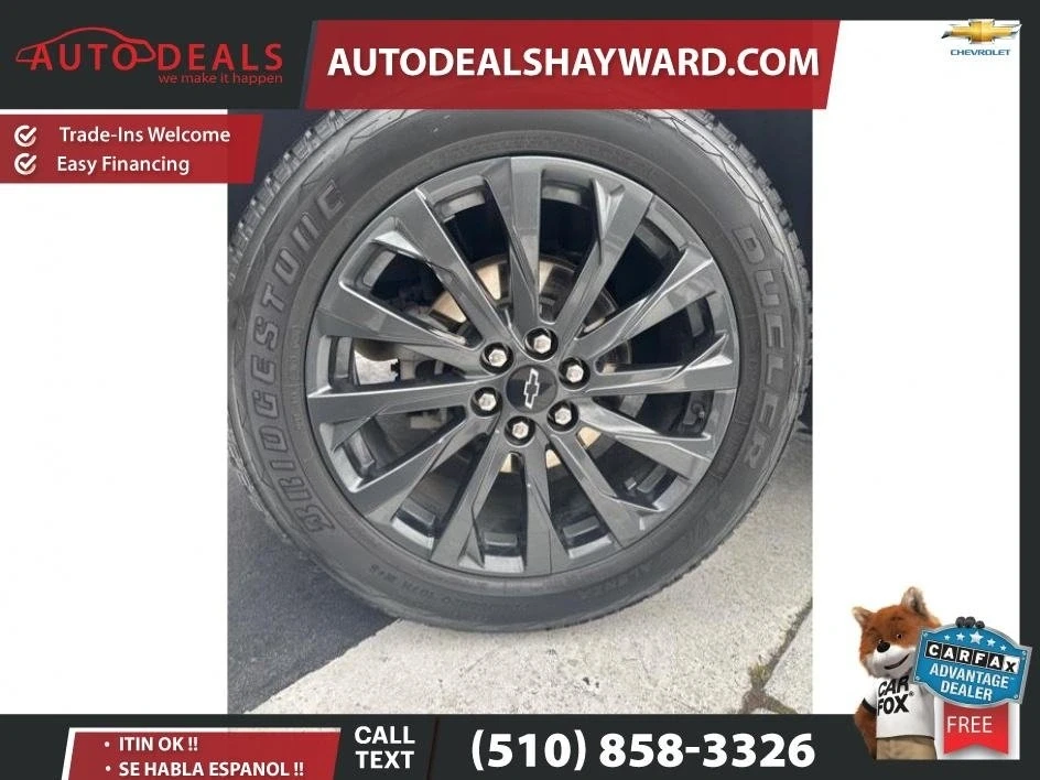 2023 Chevrolet Traverse - Image 9 of 10