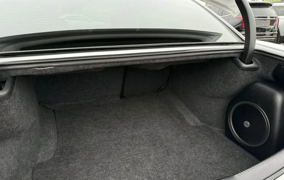 2023 Chrysler 300 (2005-2023) - Image 7 of 15