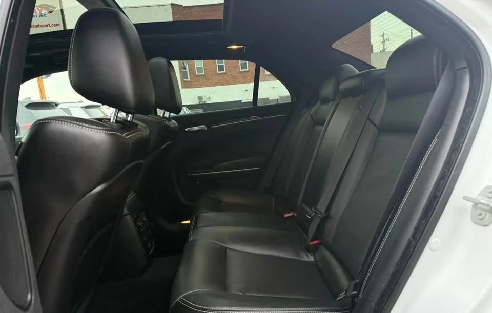 2023 Chrysler 300 (2005-2023) - Image 15 of 15