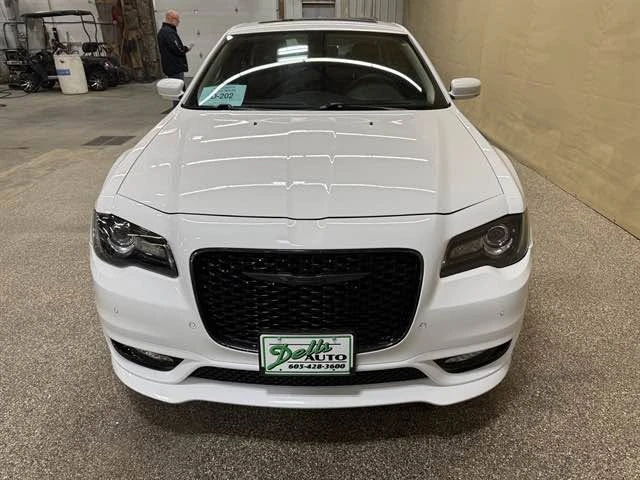 2023 Chrysler 300 (2005-2023) - Image 2 of 16