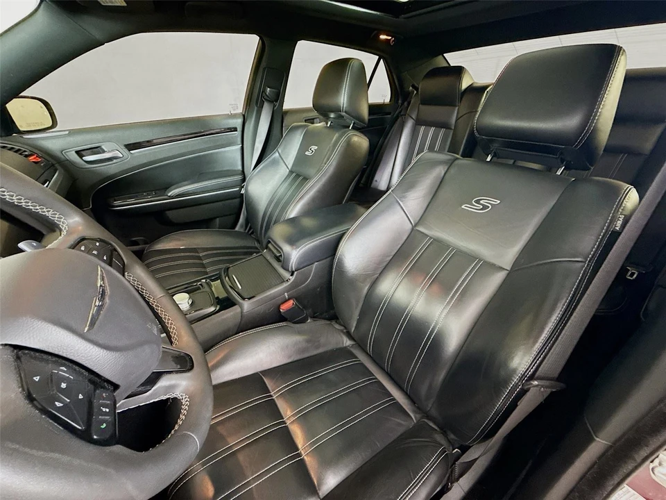 2023 Chrysler 300 (2005-2023) - Image 2 of 21