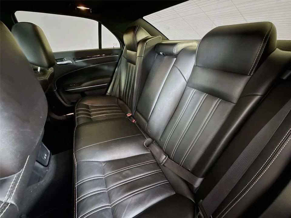 2023 Chrysler 300 (2005-2023) - Image 13 of 30