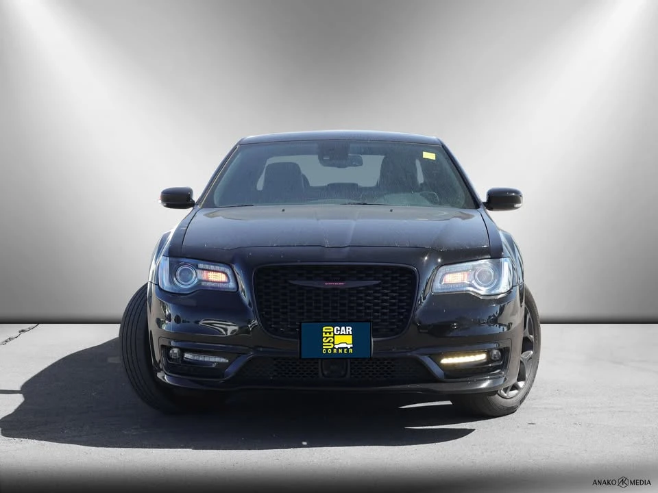 2023 Chrysler 300 (2005-2023) - Image 2 of 19