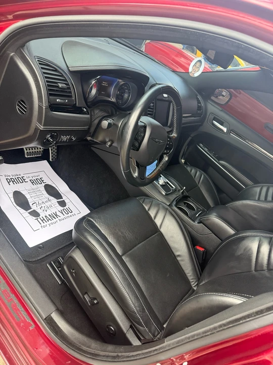 2023 Chrysler 300 (2005-2023) - Image 16 of 21