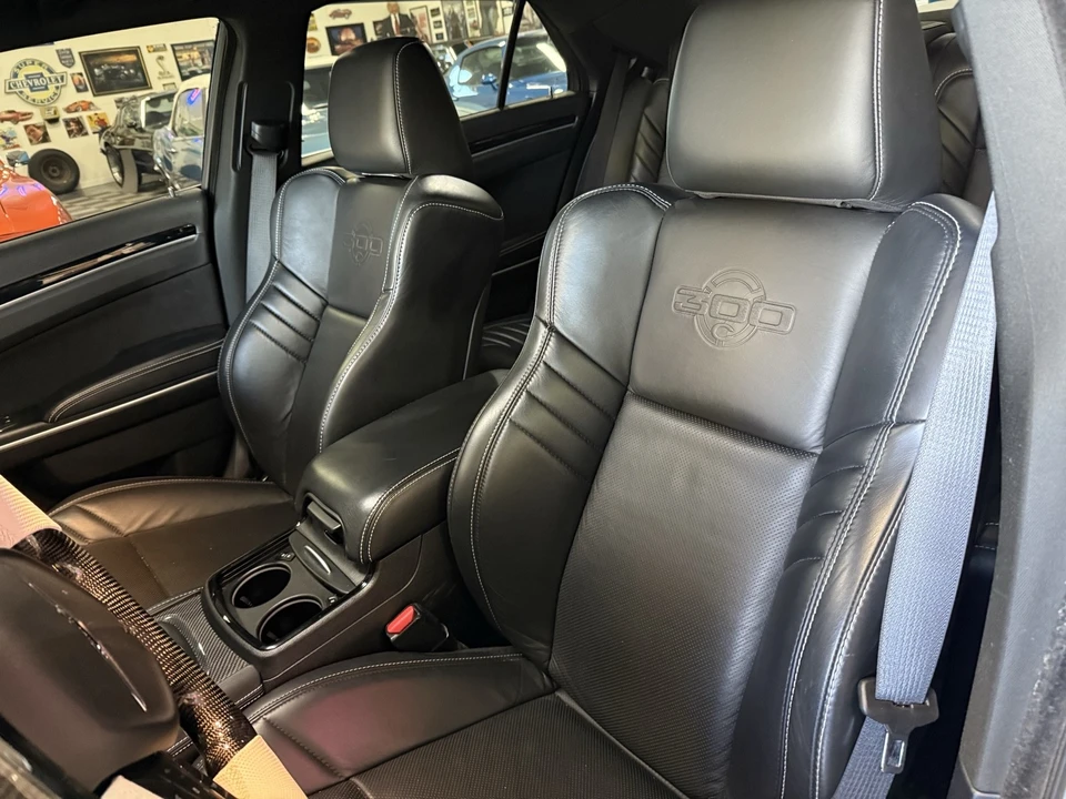 2023 Chrysler 300 (2005-2023) - Image 14 of 19