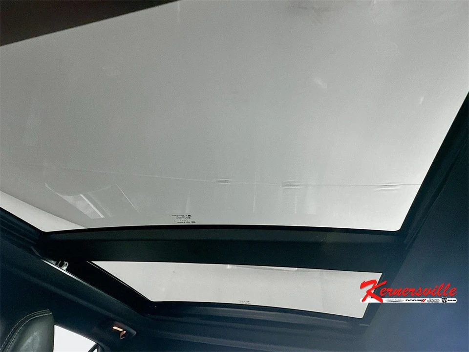 2023 Chrysler 300 (2005-2023) - Image 21 of 21
