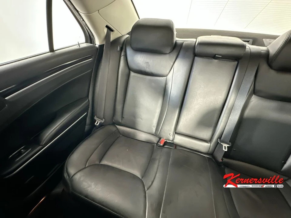 2023 Chrysler 300 (2005-2023) - Image 12 of 24