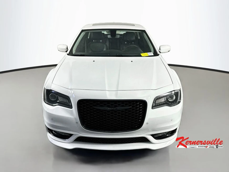 2023 Chrysler 300 (2005-2023) - Image 2 of 24