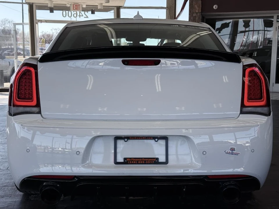 2023 Chrysler 300 (2005-2023) - Image 13 of 21