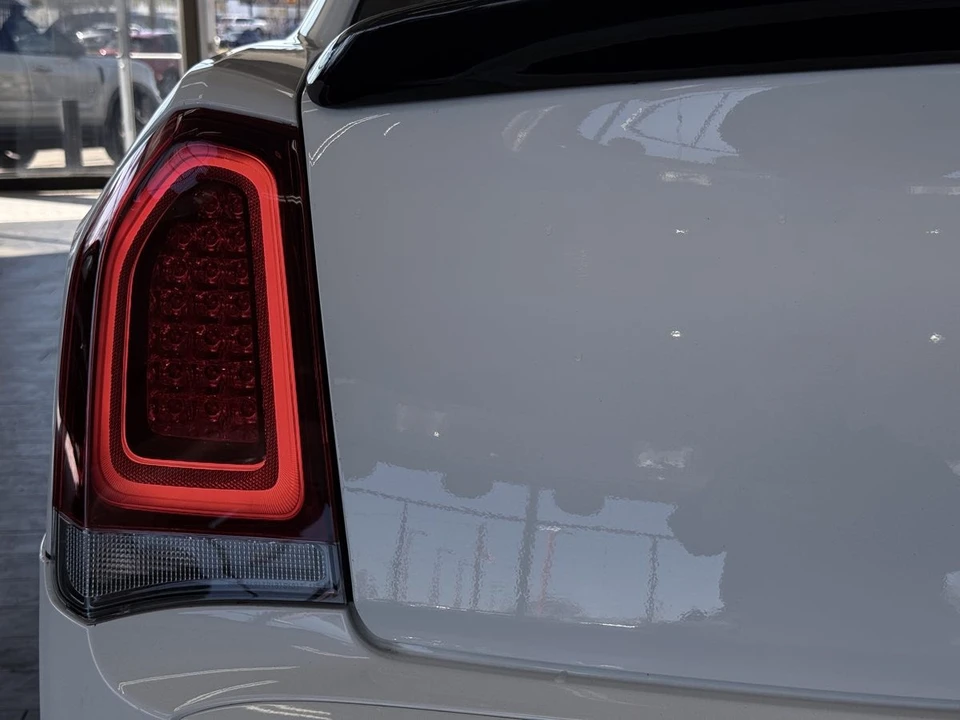 2023 Chrysler 300 (2005-2023) - Image 15 of 21