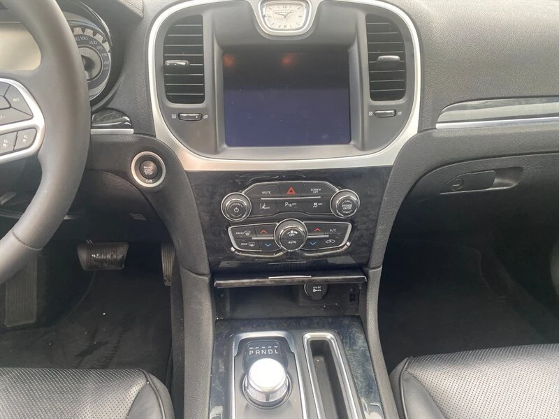 2023 Chrysler 300 (2005-2023) - Image 12 of 19