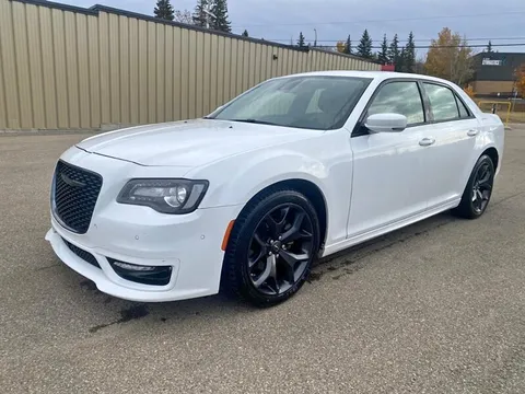 2023 Chrysler 300 Series