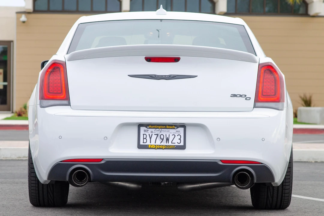 2023 Chrysler 300 (2005-2023) - Image 5 of 31