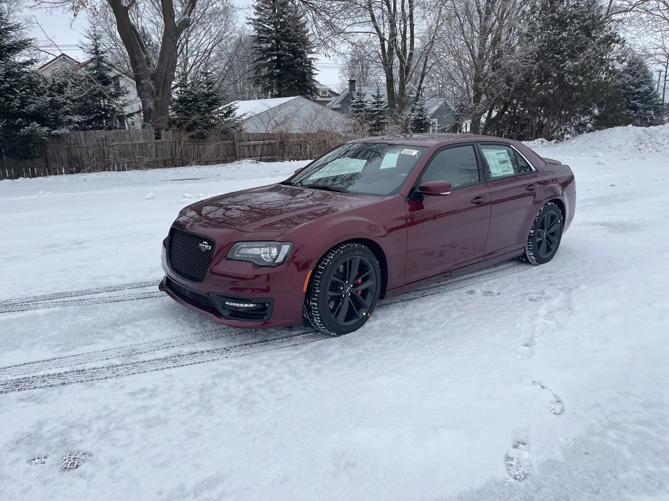 2023 Chrysler 300 (2005-2023) - Image 6 of 31