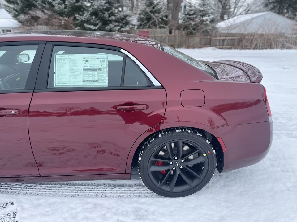2023 Chrysler 300 (2005-2023) - Image 20 of 31
