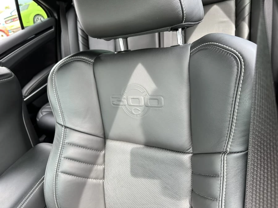2023 Chrysler 300 (2005-2023) - Image 7 of 9
