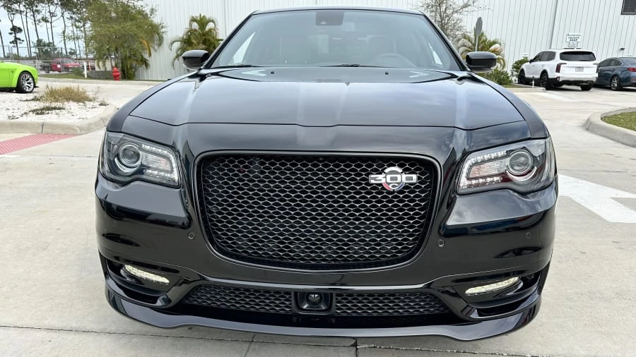 2023 Chrysler 300 (2005-2023) - Image 3 of 9