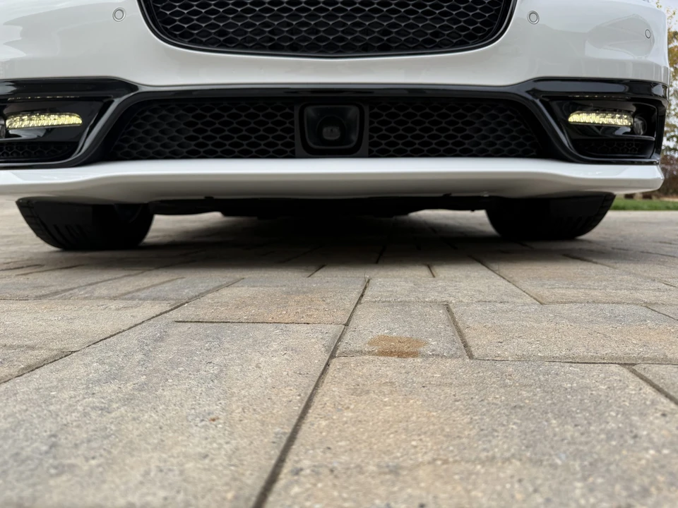2023 Chrysler 300 (2005-2023) - Image 23 of 31