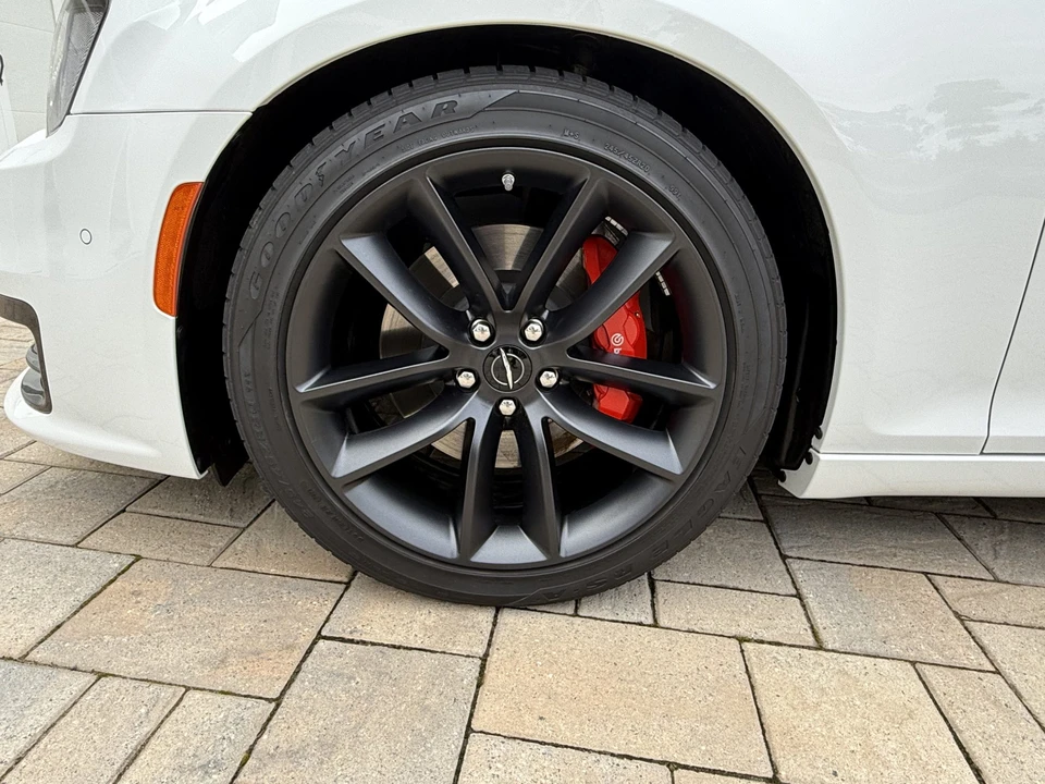 2023 Chrysler 300 (2005-2023) - Image 30 of 31