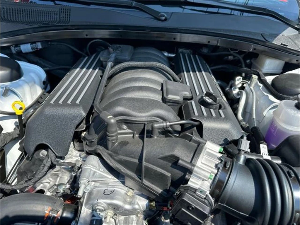 2023 Chrysler 300 (2005-2023) - Image 11 of 27