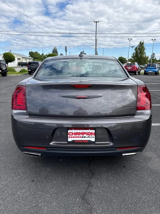 2023 Chrysler 300 (2005-2023) - Image 7 of 19