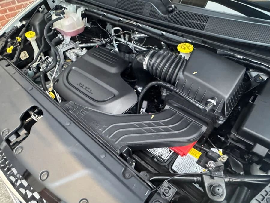 2023 Chrysler - Image 14 of 14