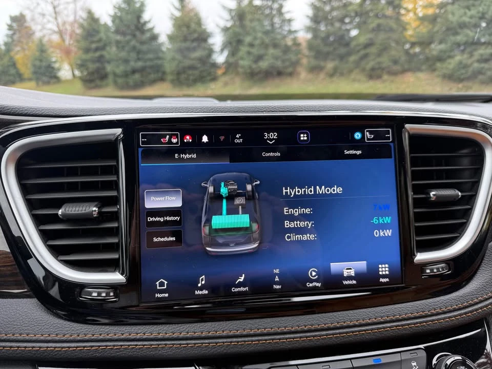 2023 Chrysler - Image 7 of 11