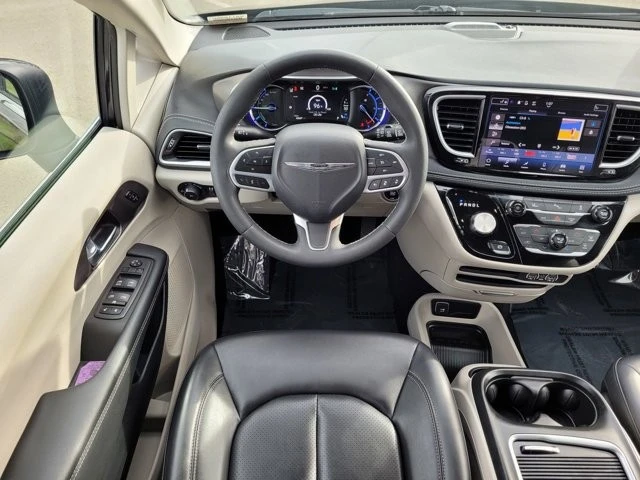 2023 Chrysler - Image 15 of 21