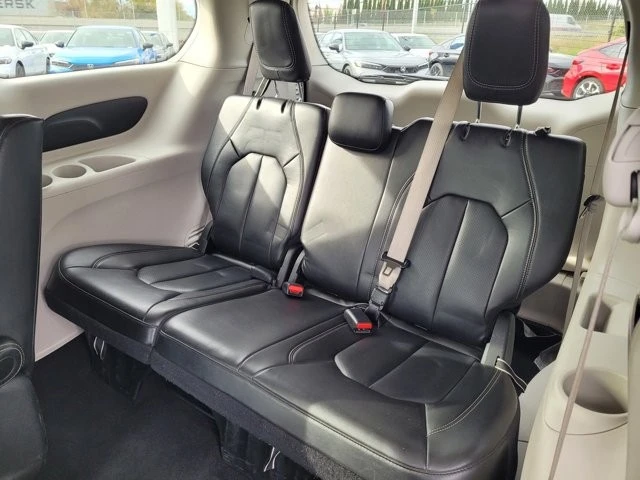 2023 Chrysler - Image 13 of 21