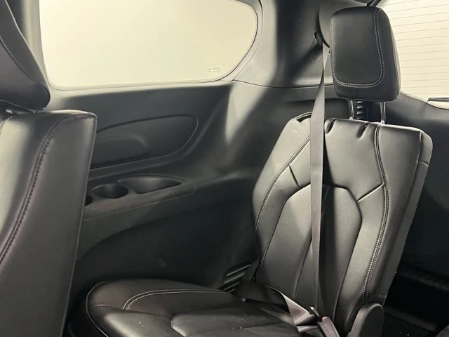 2023 Chrysler - Image 8 of 9